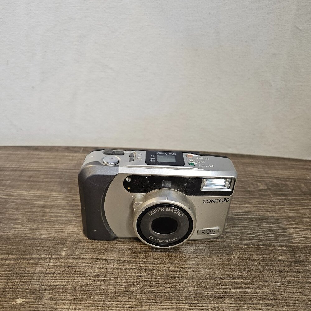 Concord C-3000.  Super Macro 28-115MM Lens -- ITEM #2224